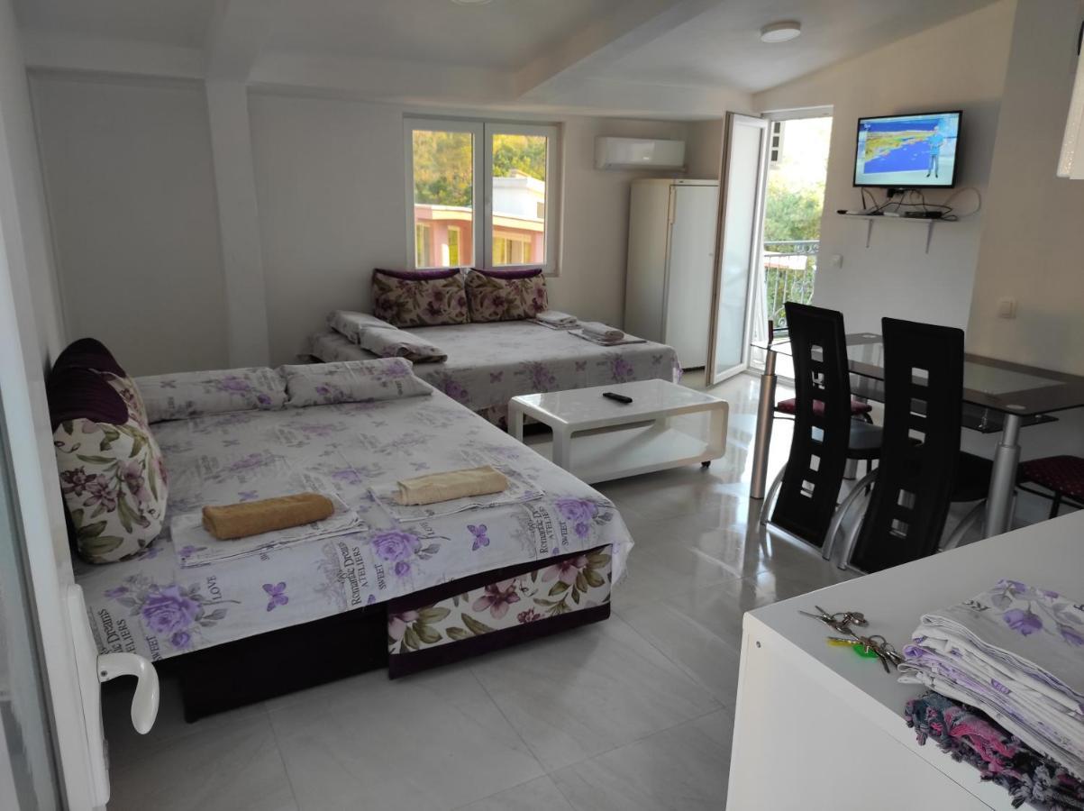 Apartment Perutovic ซูโตมอเร ภายนอก รูปภาพ