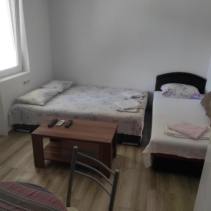 Apartment Perutovic ซูโตมอเร ภายนอก รูปภาพ