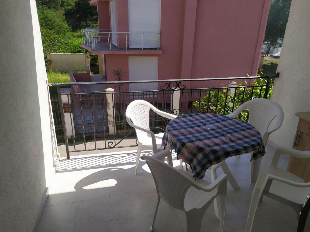 Apartment Perutovic ซูโตมอเร ภายนอก รูปภาพ